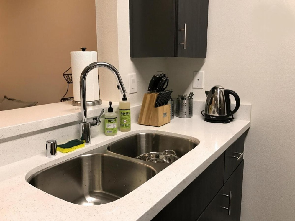 Brilliant Apartment Walk Distance to UCLA O9